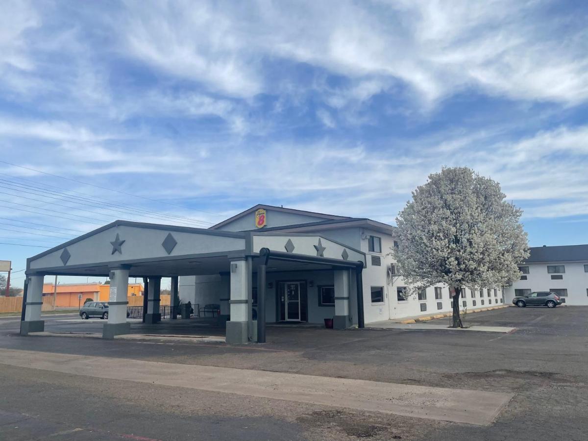 Super 8 By Wyndham Amarillo Central Tx Bagian luar foto