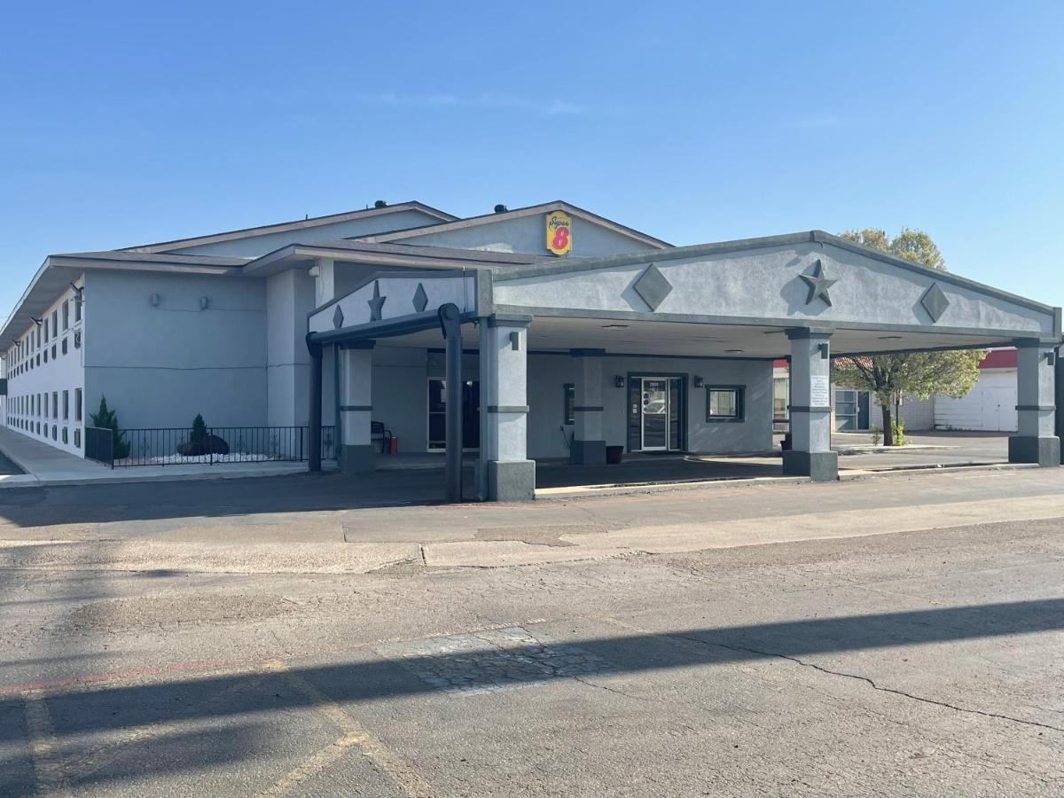 Super 8 By Wyndham Amarillo Central Tx Bagian luar foto