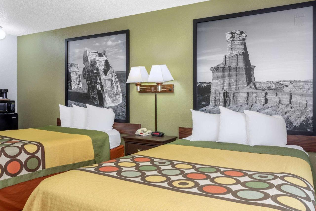 Super 8 By Wyndham Amarillo Central Tx Bagian luar foto