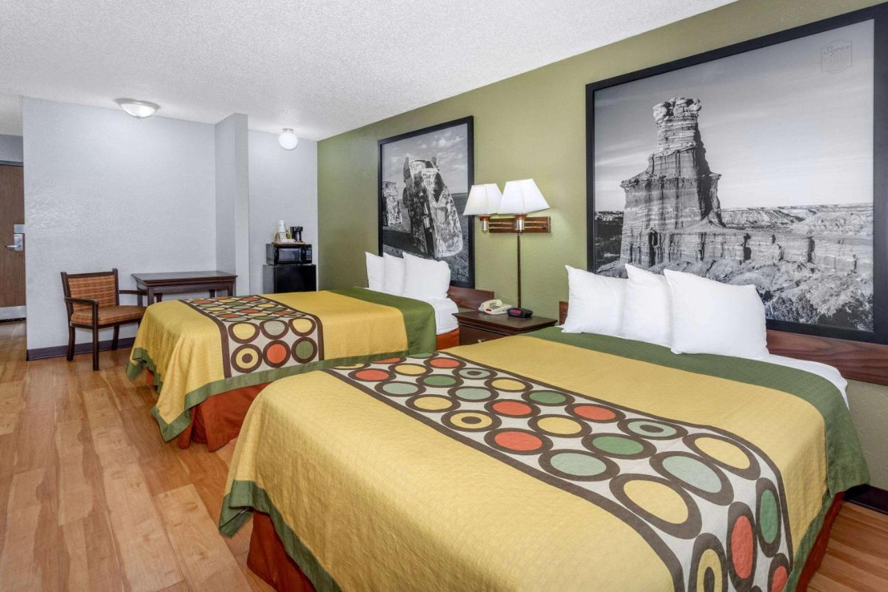 Super 8 By Wyndham Amarillo Central Tx Bagian luar foto
