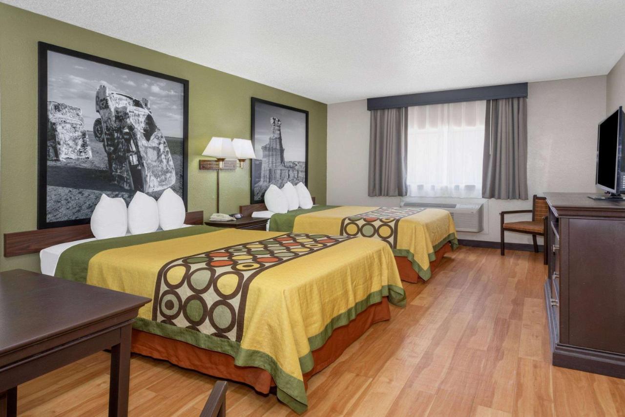 Super 8 By Wyndham Amarillo Central Tx Bagian luar foto