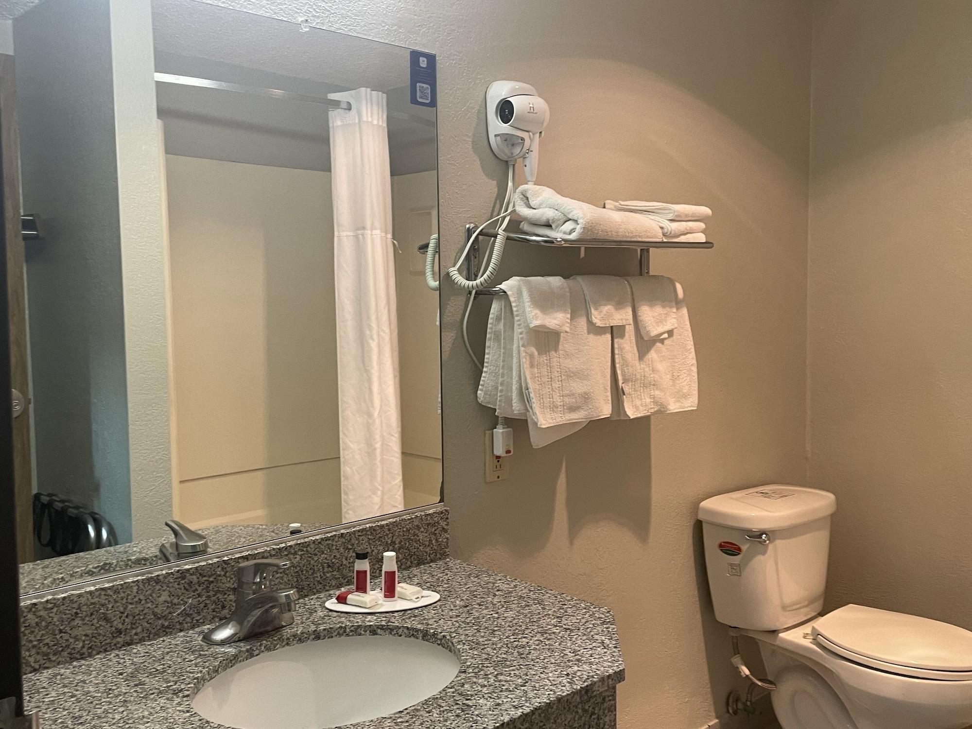 Super 8 By Wyndham Amarillo Central Tx Bagian luar foto